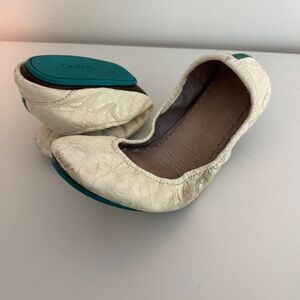 Tieks Worn Cream Patent Flats 8